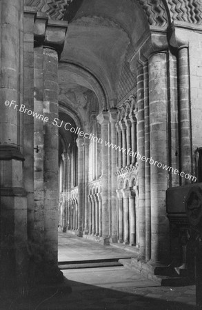 S.AISLE, ARCH & ARCADE FROM NEAR W.DOOR